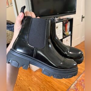 Cushionaire Leather Boots Size 7.5